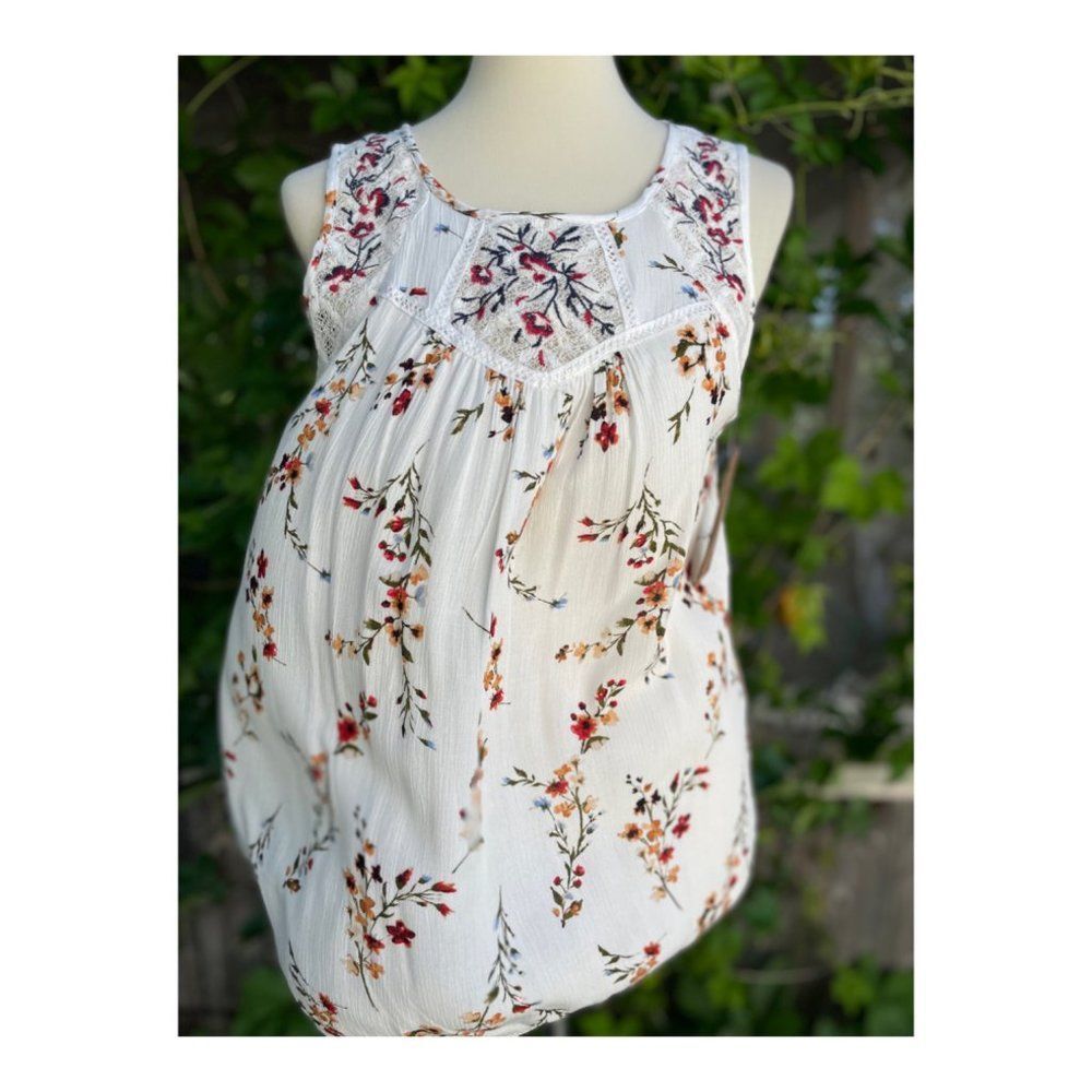 Mason & Belle Floral Sleeveless Top Lace Details Sz M Cottagecore Boho NWT